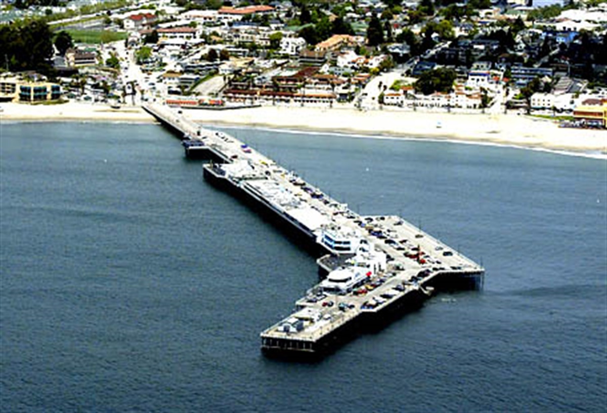 Santa Cruz Wharf