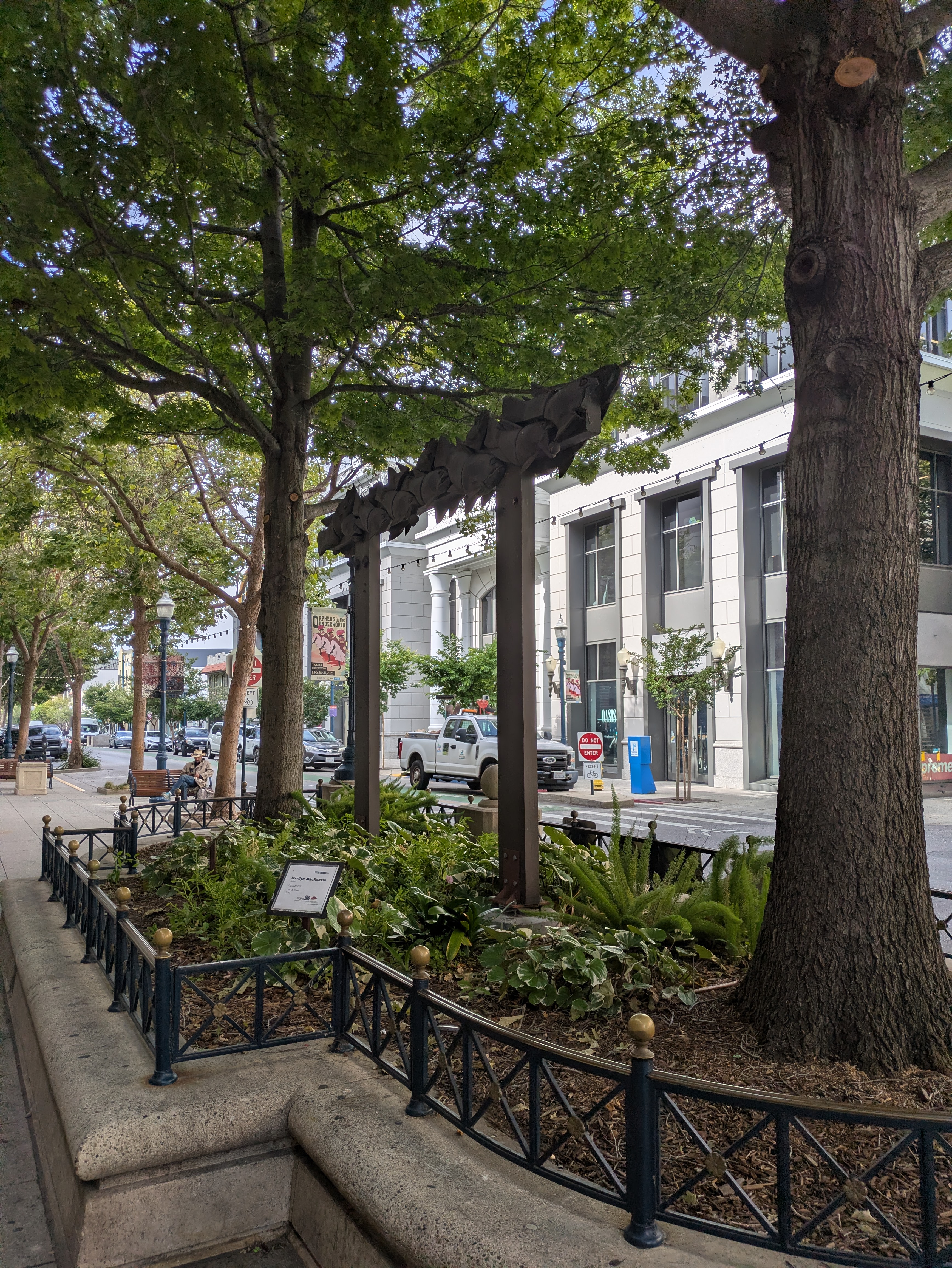 Sculptour image 1.jpg